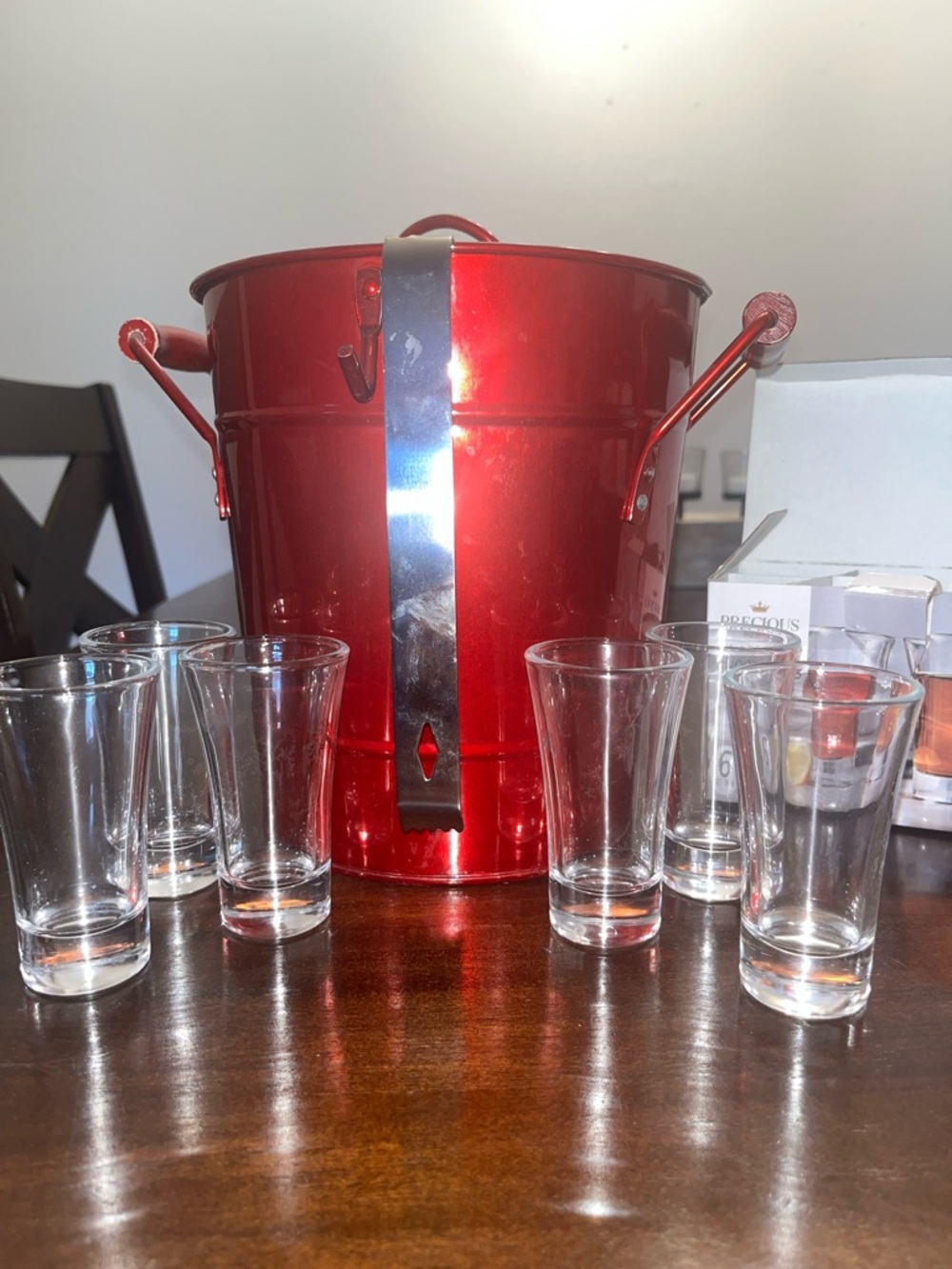 🌴⭐️ Red Metal Beverage Bucket with Handle - Home Dining & 6 Shot Glasses
